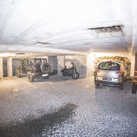 Appart hôtel Kalliste 4*