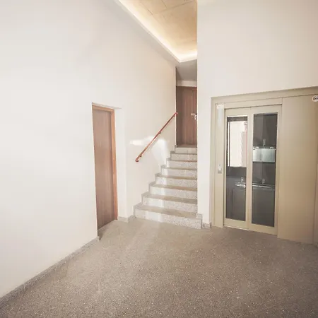 Ξενοδοχείο με διαμερίσματα Kalliste 4*