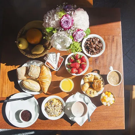 Kalliste Αζάτσιο