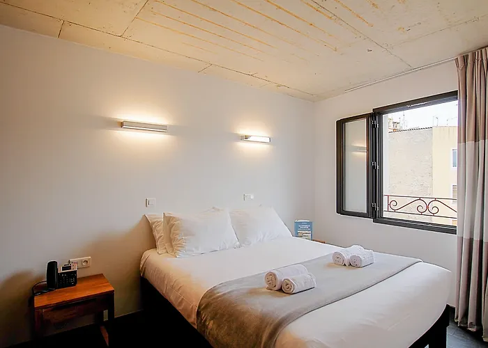 Kalliste Aparthotel 4*