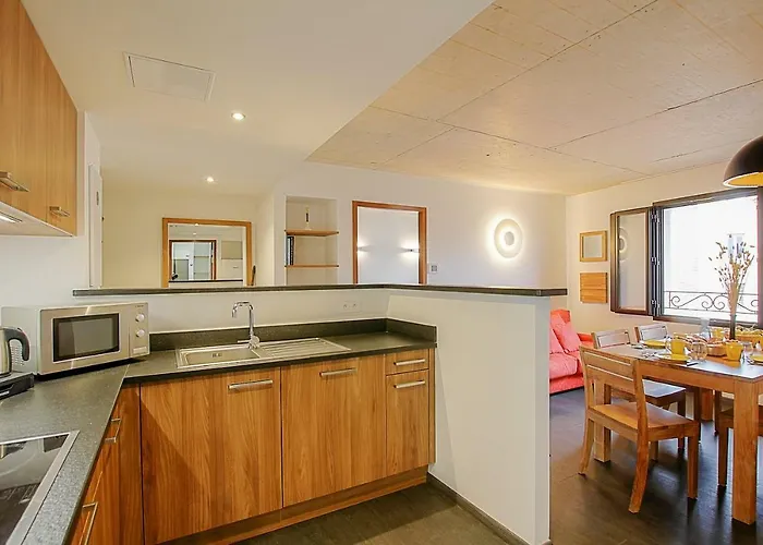 Kalliste Apart-hotel 4*